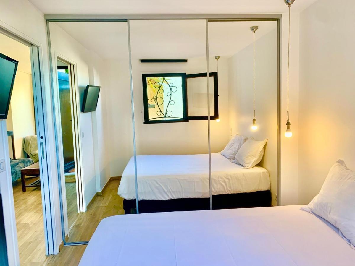Marinesappartement, La Terrasse Tropezienne Cogolin Bagian luar foto